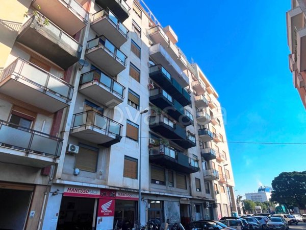 appartamento in vendita a Palermo in zona Politeama