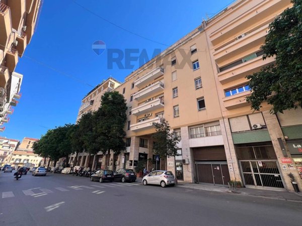 appartamento in vendita a Palermo in zona Zisa