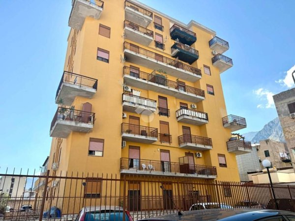appartamento in vendita a Palermo in zona Croceverde