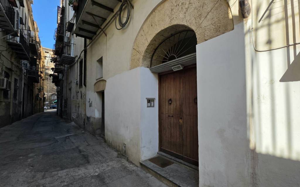 appartamento in vendita a Palermo in zona Centro storico