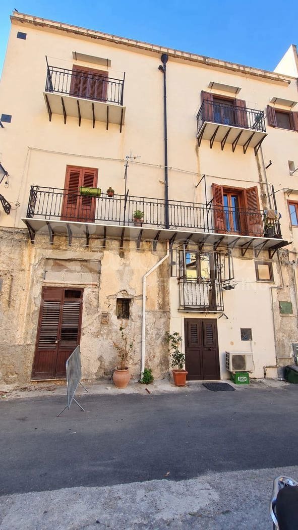 appartamento in vendita a Palermo in zona Centro storico