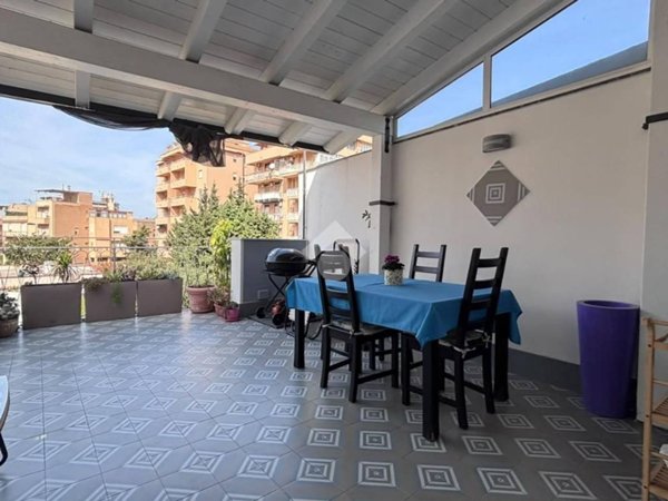 appartamento in vendita a Palermo in zona Tommaso Natale