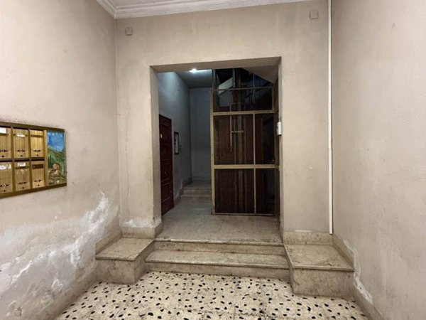 appartamento in vendita a Palermo in zona Montegrappa / Santa Rosalia