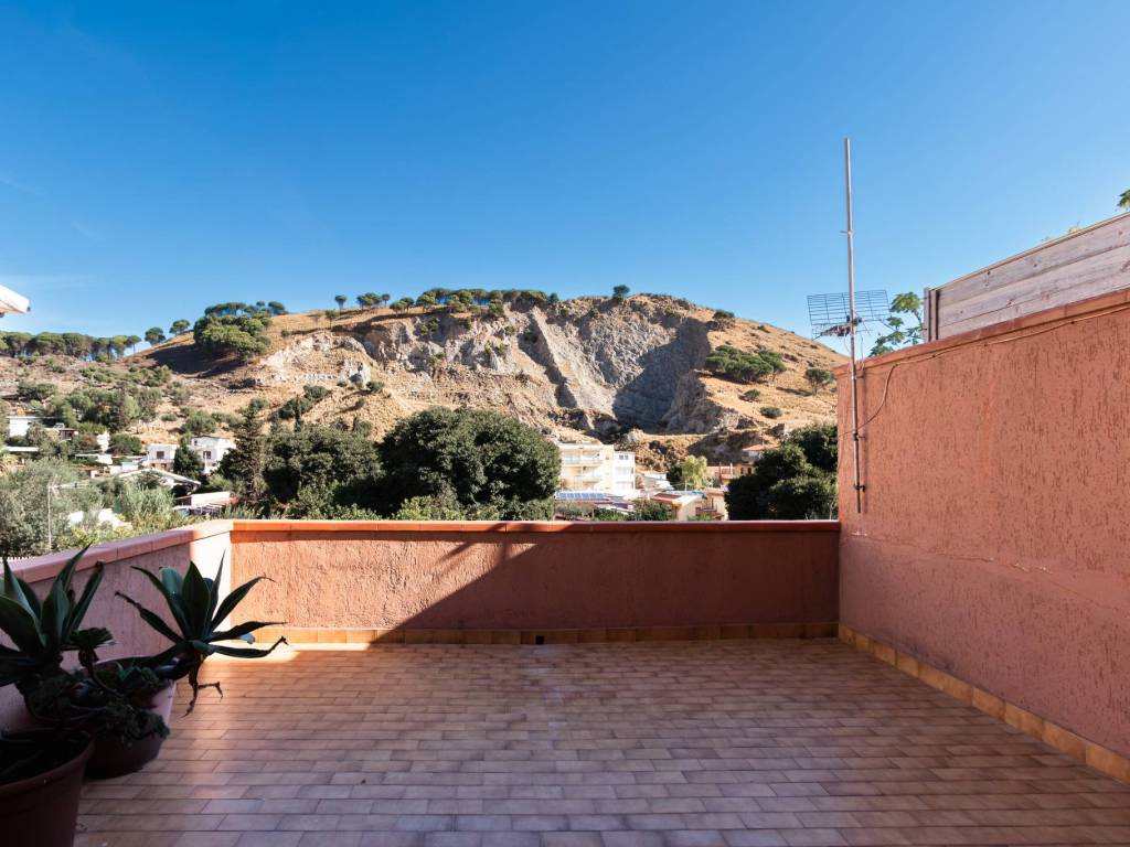 appartamento in vendita a Palermo in zona Baida