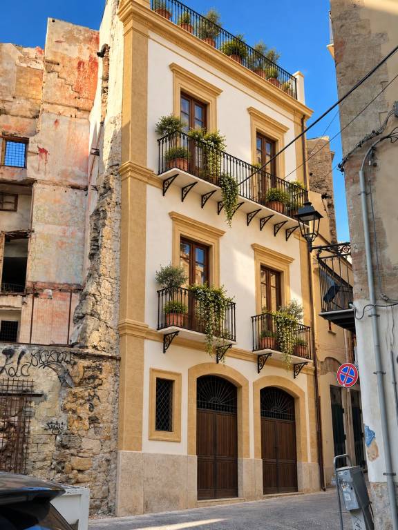 appartamento in vendita a Palermo in zona Centro storico