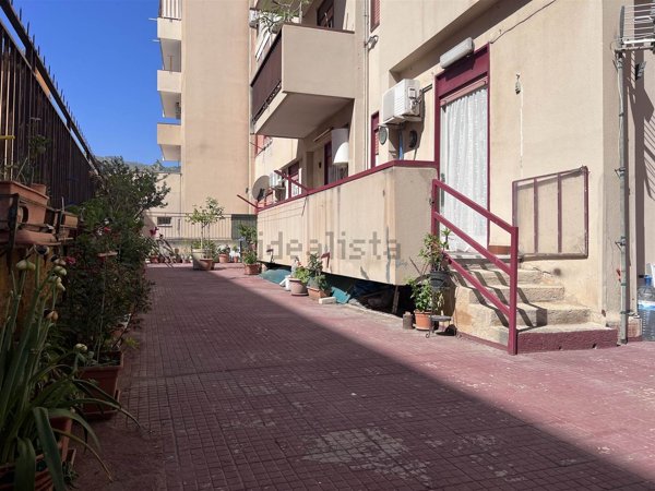 appartamento in vendita a Palermo in zona Croceverde
