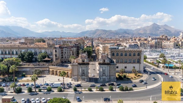 appartamento in vendita a Palermo in zona Centro storico