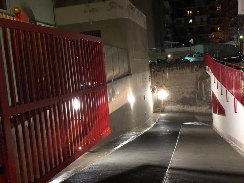 box auto in vendita a Palermo in zona Libertà