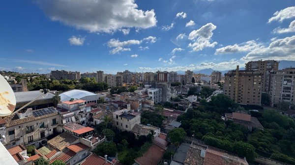 appartamento in vendita a Palermo in zona Montepellegrino