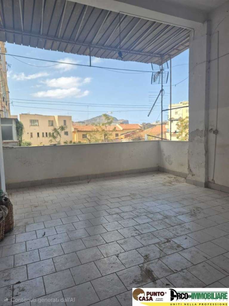 appartamento in vendita a Palermo in zona Oreto