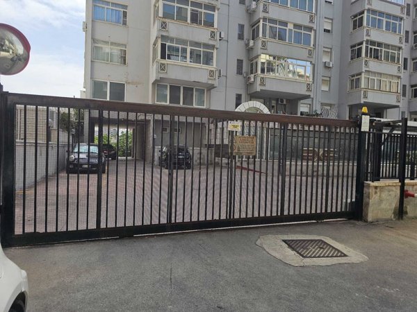 appartamento in vendita a Palermo in zona Montepellegrino