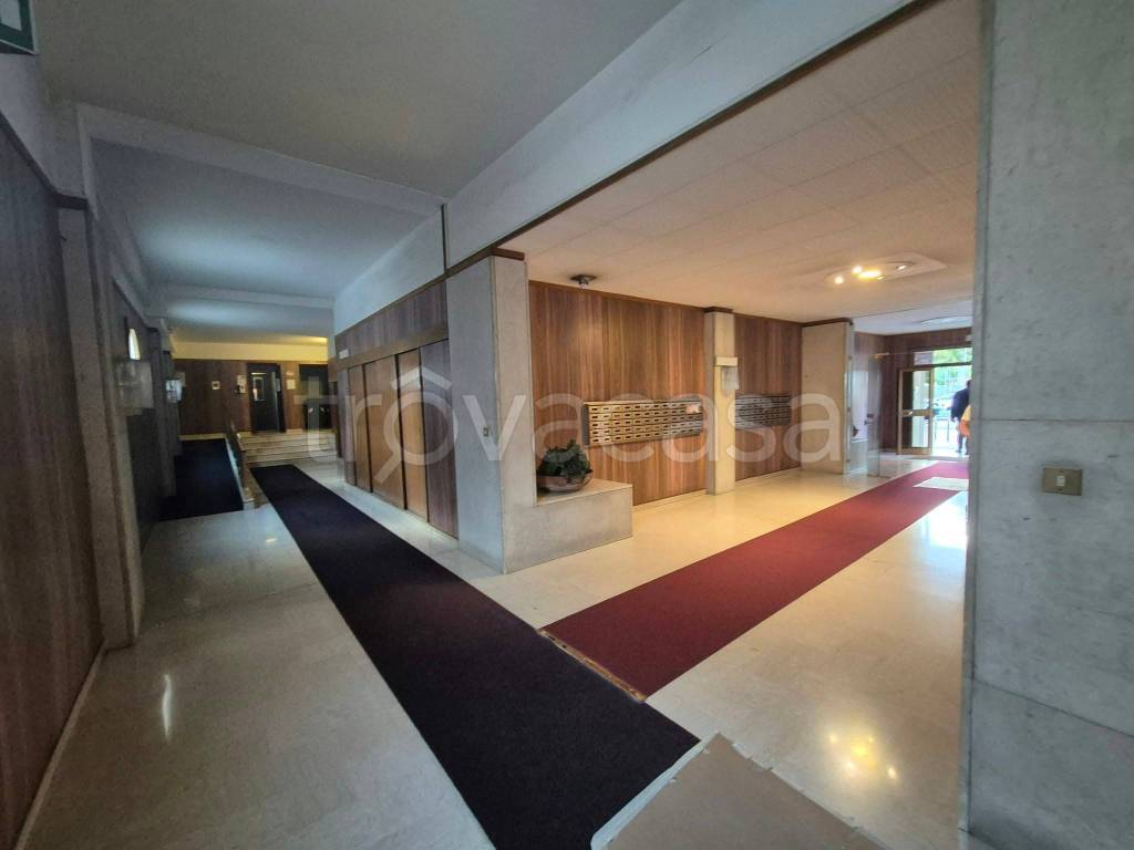 appartamento in vendita a Palermo in zona Malaspina/Palagonia
