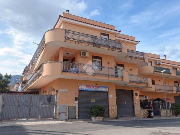 appartamento in vendita a Palermo in zona Pallavicino