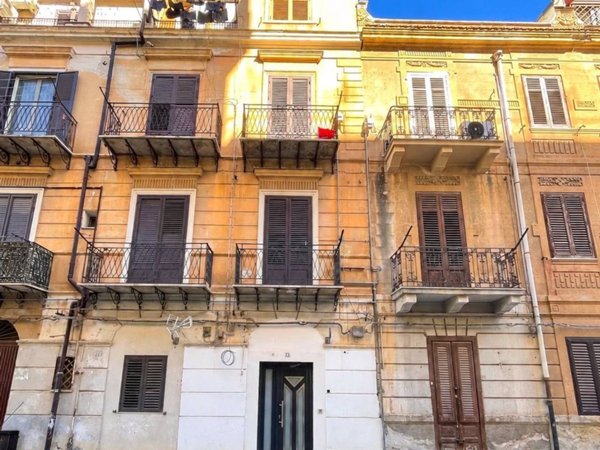 appartamento in vendita a Palermo in zona Montegrappa / Santa Rosalia