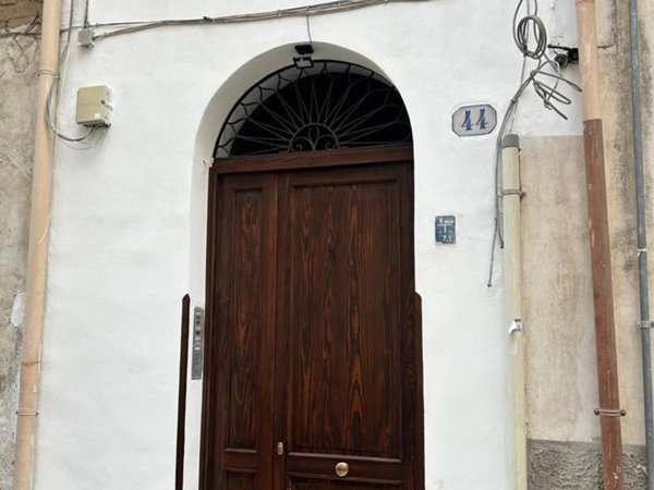 appartamento in vendita a Palermo in zona Politeama