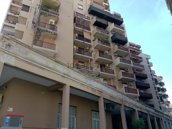 appartamento in vendita a Palermo in zona Calatafimi / Cuba