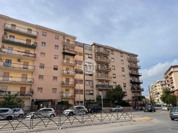 appartamento in vendita a Palermo in zona Roccella