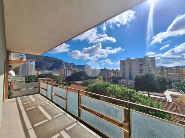 appartamento in vendita a Palermo in zona San Lorenzo