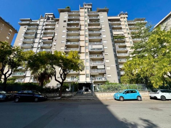 appartamento in vendita a Palermo in zona Mezzomonreale