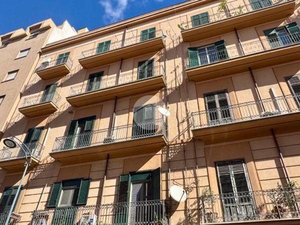 appartamento in vendita a Palermo in zona Libertà