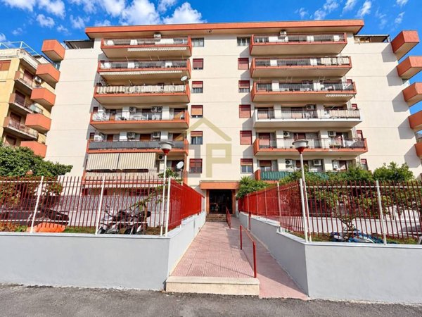 appartamento in vendita a Palermo in zona Altarello