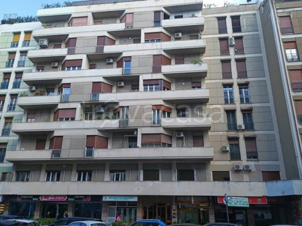 appartamento in vendita a Palermo in zona Libertà