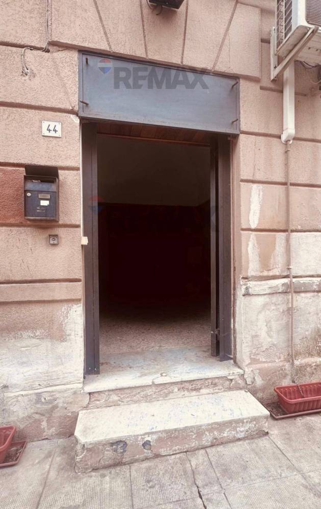 appartamento in vendita a Palermo in zona Politeama