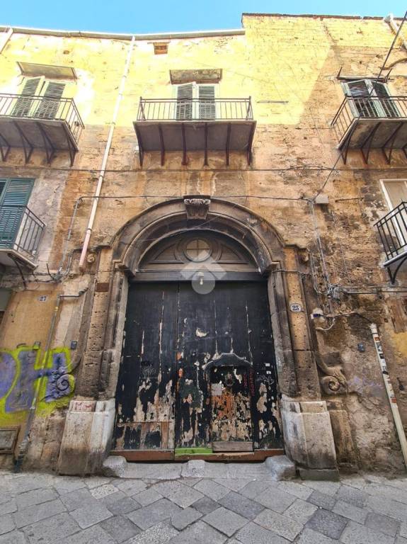 appartamento in vendita a Palermo in zona Centro storico
