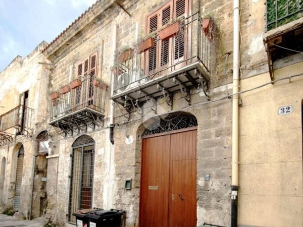 appartamento in vendita a Palermo in zona Centro storico