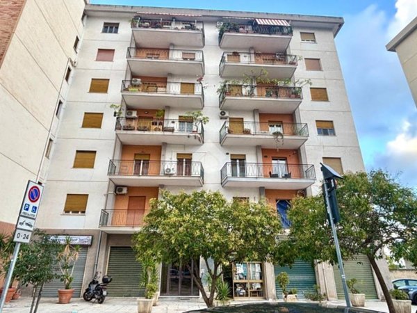 appartamento in vendita a Palermo in zona Oreto