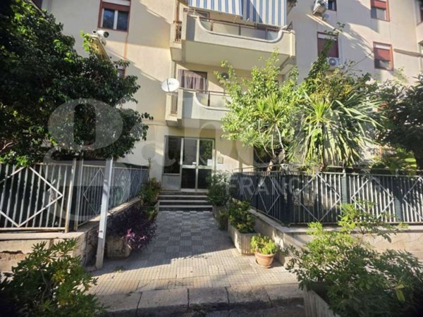 appartamento in vendita a Palermo in zona Uditore