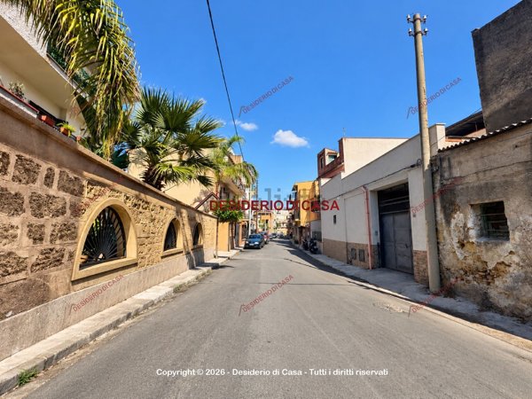 appartamento in vendita a Palermo in zona Oreto