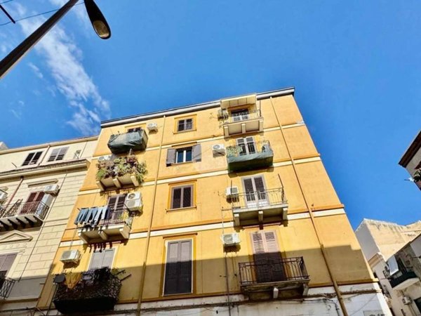 appartamento in vendita a Palermo in zona Zisa