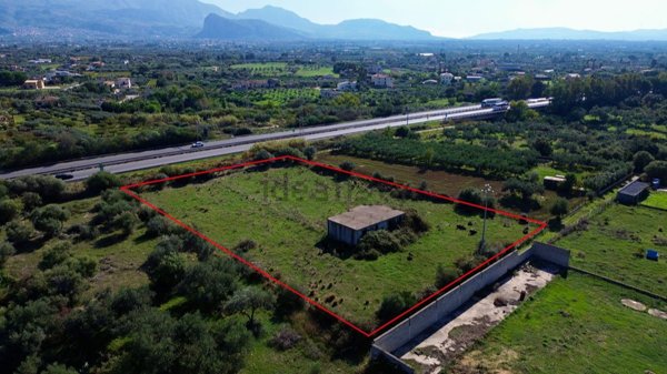 appartamento in vendita a Partinico in zona Parrini