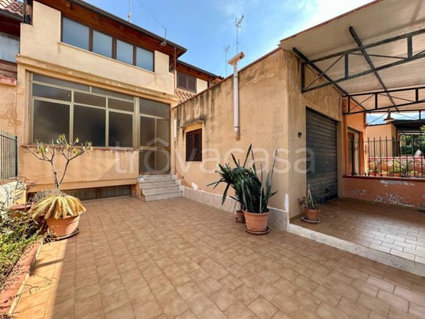 casa indipendente in vendita a Partinico