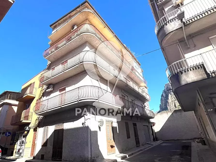 casa indipendente in vendita a Partinico