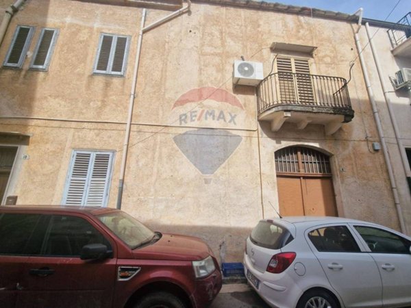 casa indipendente in vendita a Partinico