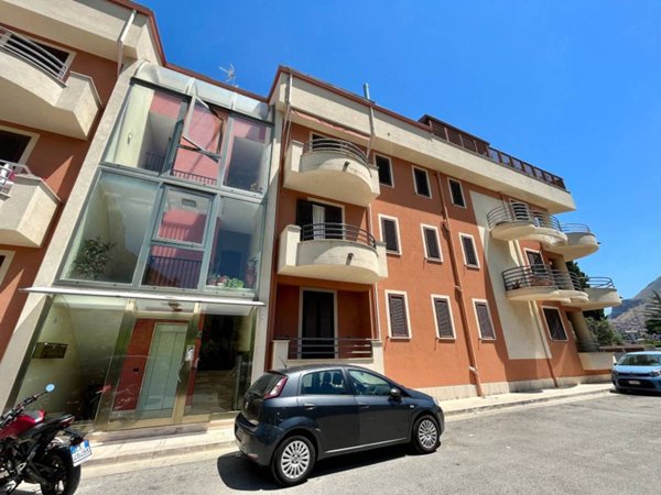 appartamento in vendita a Partinico