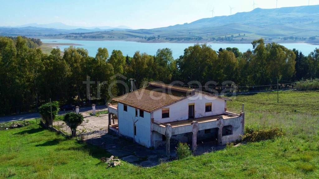 casa indipendente in vendita a Partinico