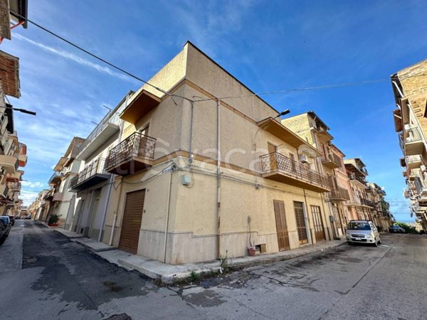 casa indipendente in vendita a Partinico