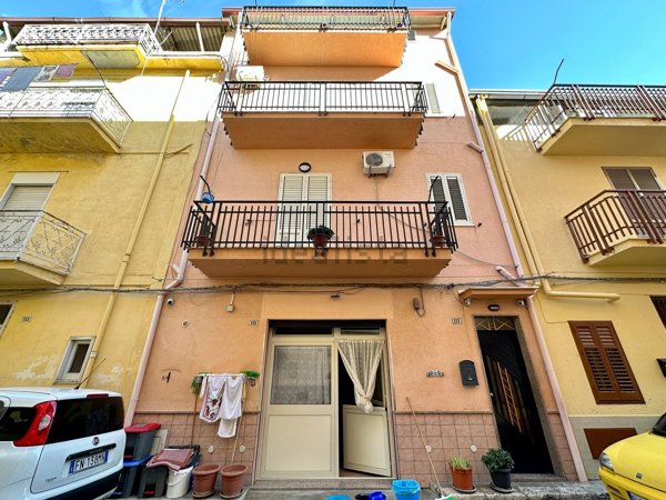 casa indipendente in vendita a Partinico