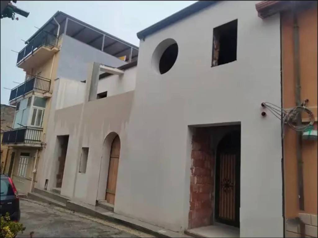 casa indipendente in vendita a Partinico