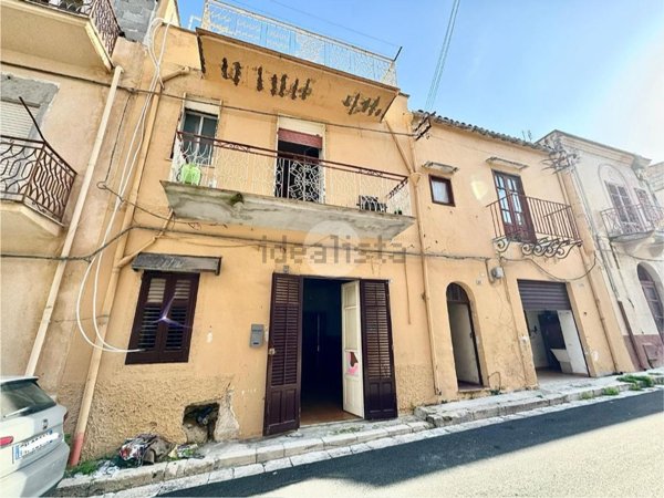 casa indipendente in vendita a Partinico