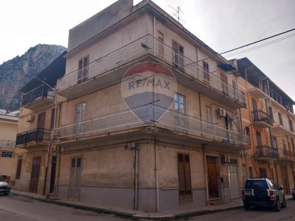 casa indipendente in vendita a Partinico