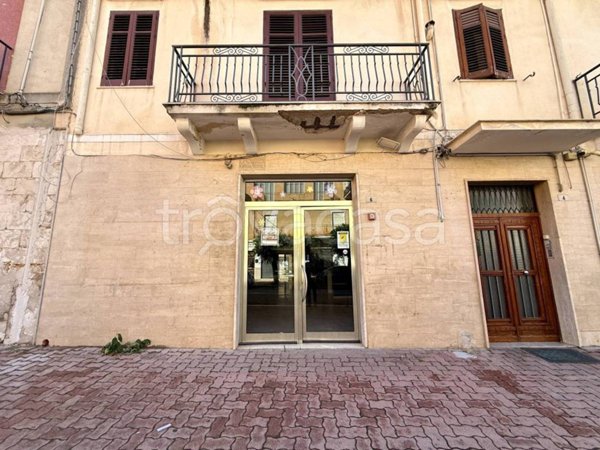 negozio in vendita a Partinico