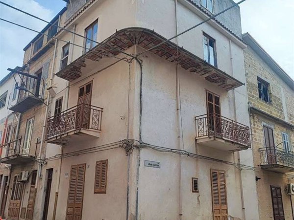 intera palazzina in vendita a Partinico