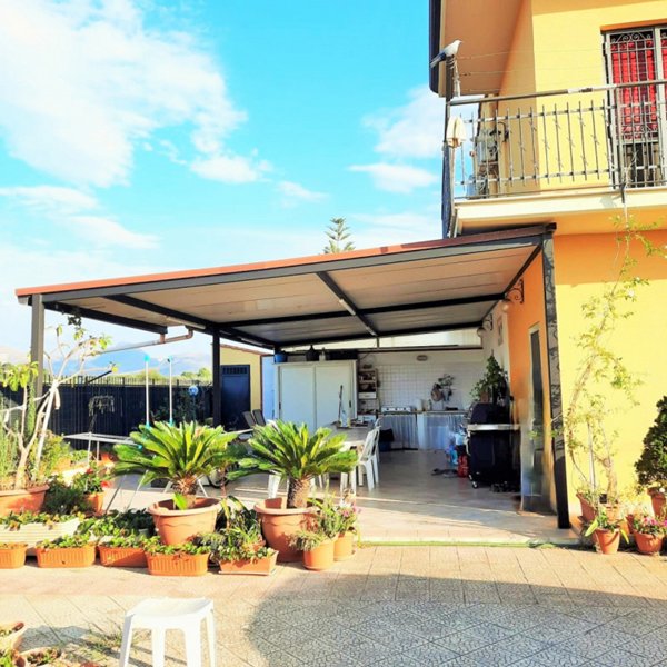 casa indipendente in vendita a Partinico