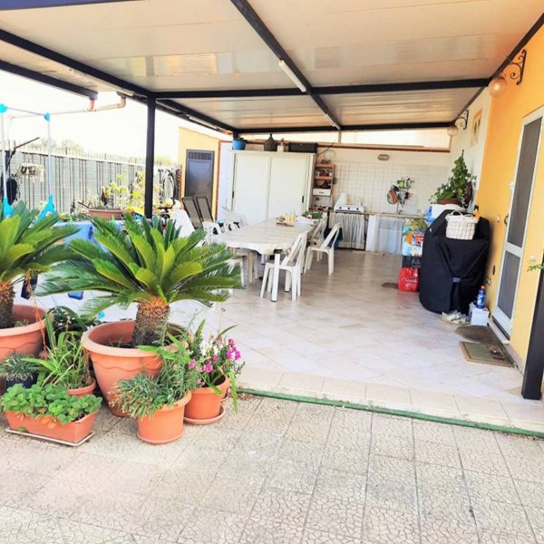 casa indipendente in vendita a Partinico