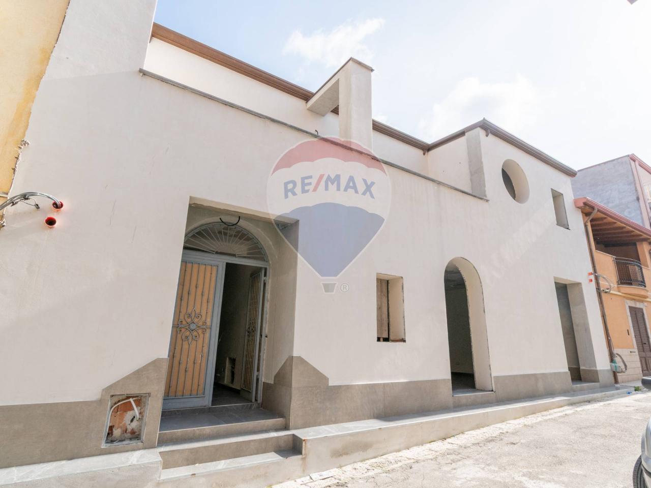 casa indipendente in vendita a Partinico