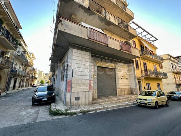 trivano in vendita a Partinico